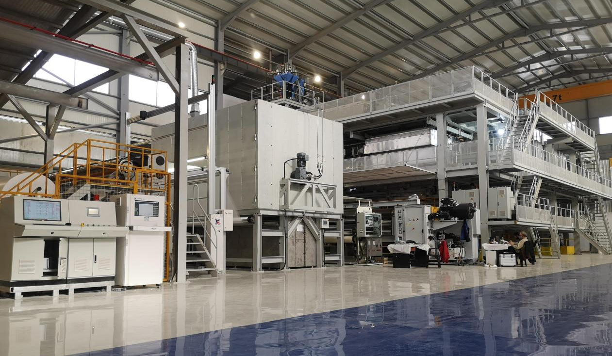 纺熔非织造布成套装备及制品解决方案